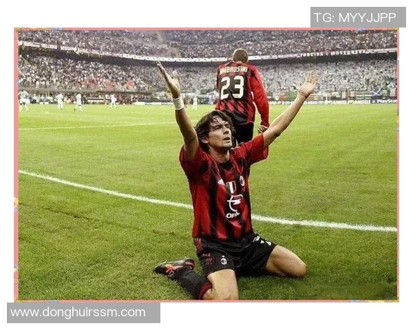 现役足球明星盘点：那些在绿茵场上闪耀的巨星与他们的传奇故事